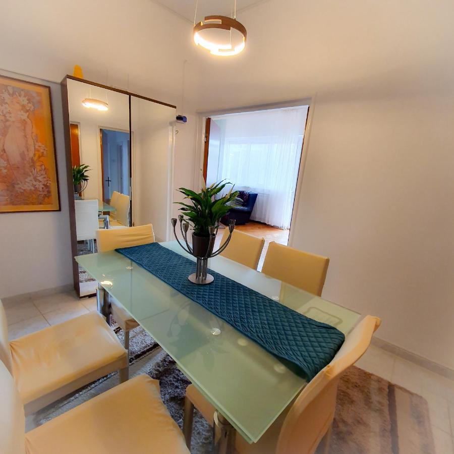City Center Apartment Bucarest Exterior foto